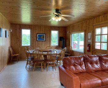 Living And Dining Room Of Cabin Aspect Ratio 354 288
