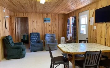 Cabin 2 Dining Area